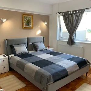 https://i-studio.bucharesthotelsnow.com